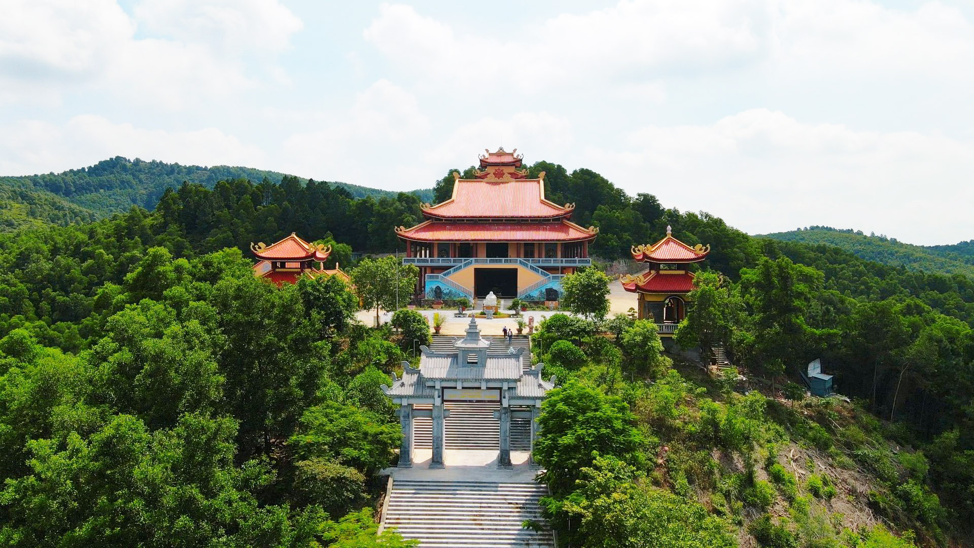 Thiền viện Trúc lâm Phượng hoàng – Bắc Giang