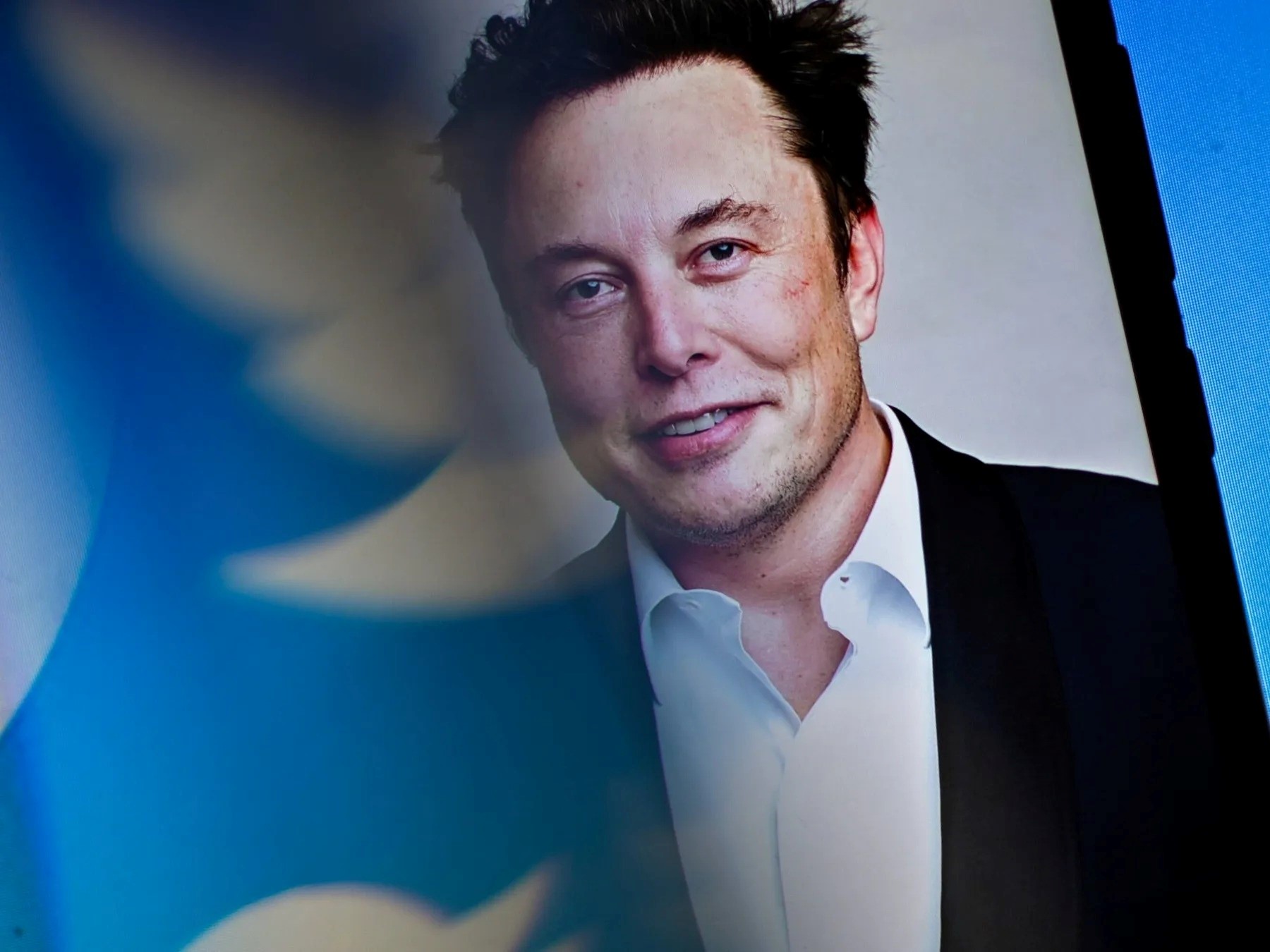 Twitter vượt kỷ lục tăng trưởng nhờ Elon Musk