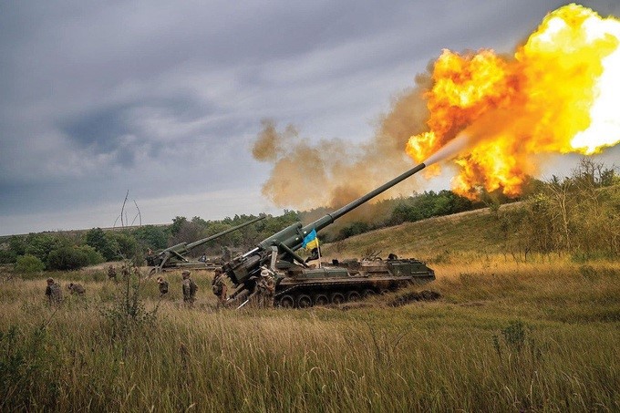 Ukraine pháo kích phòng tuyến, gây thiệt hại lớn cho quân đội Nga