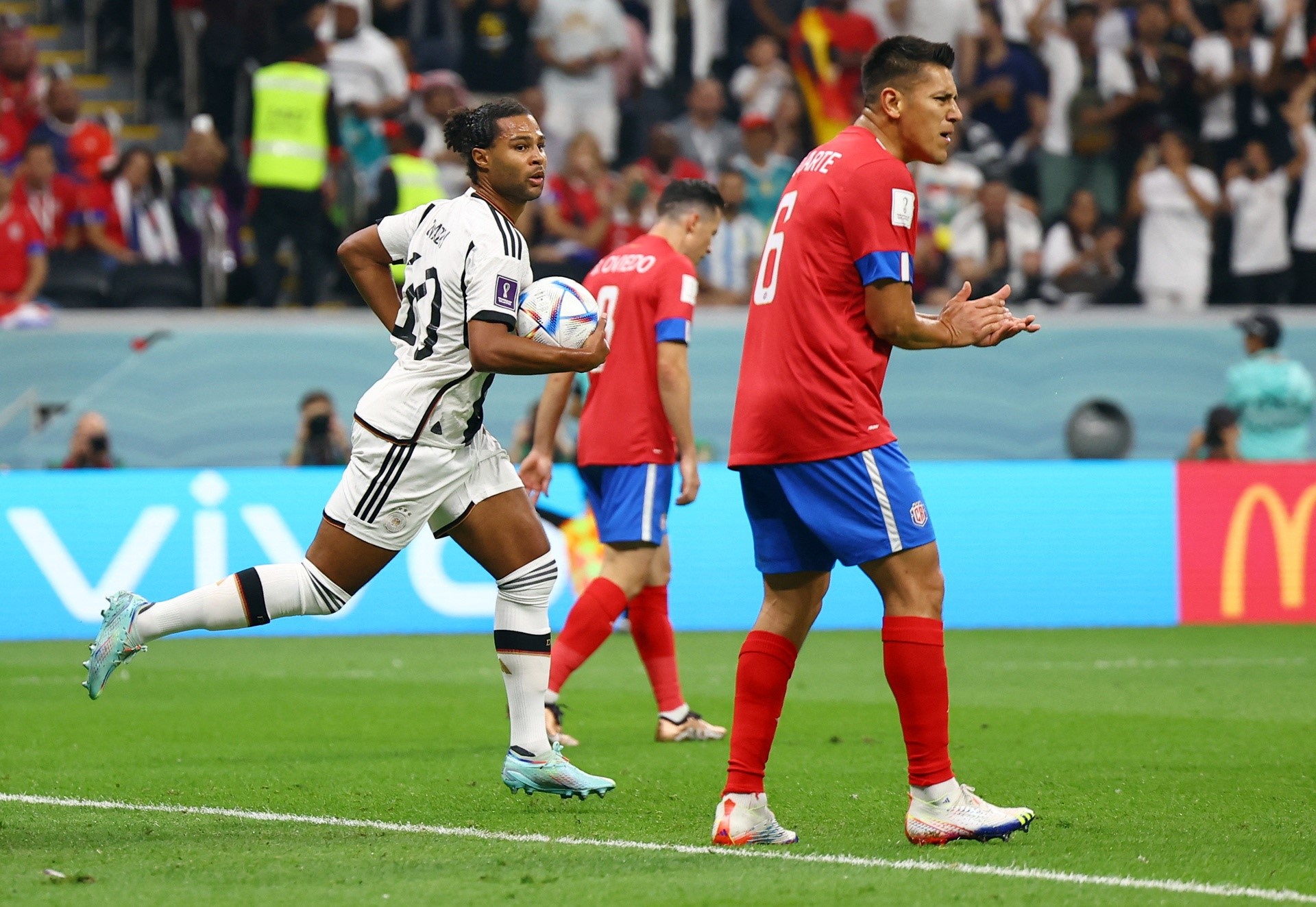 Đức bị loại khỏi World Cup, Nhật Bản dẫn đầu bảng