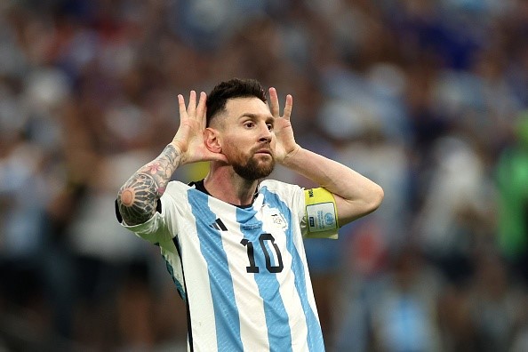 Argentina vào bán kết World Cup sau loạt luân lưu