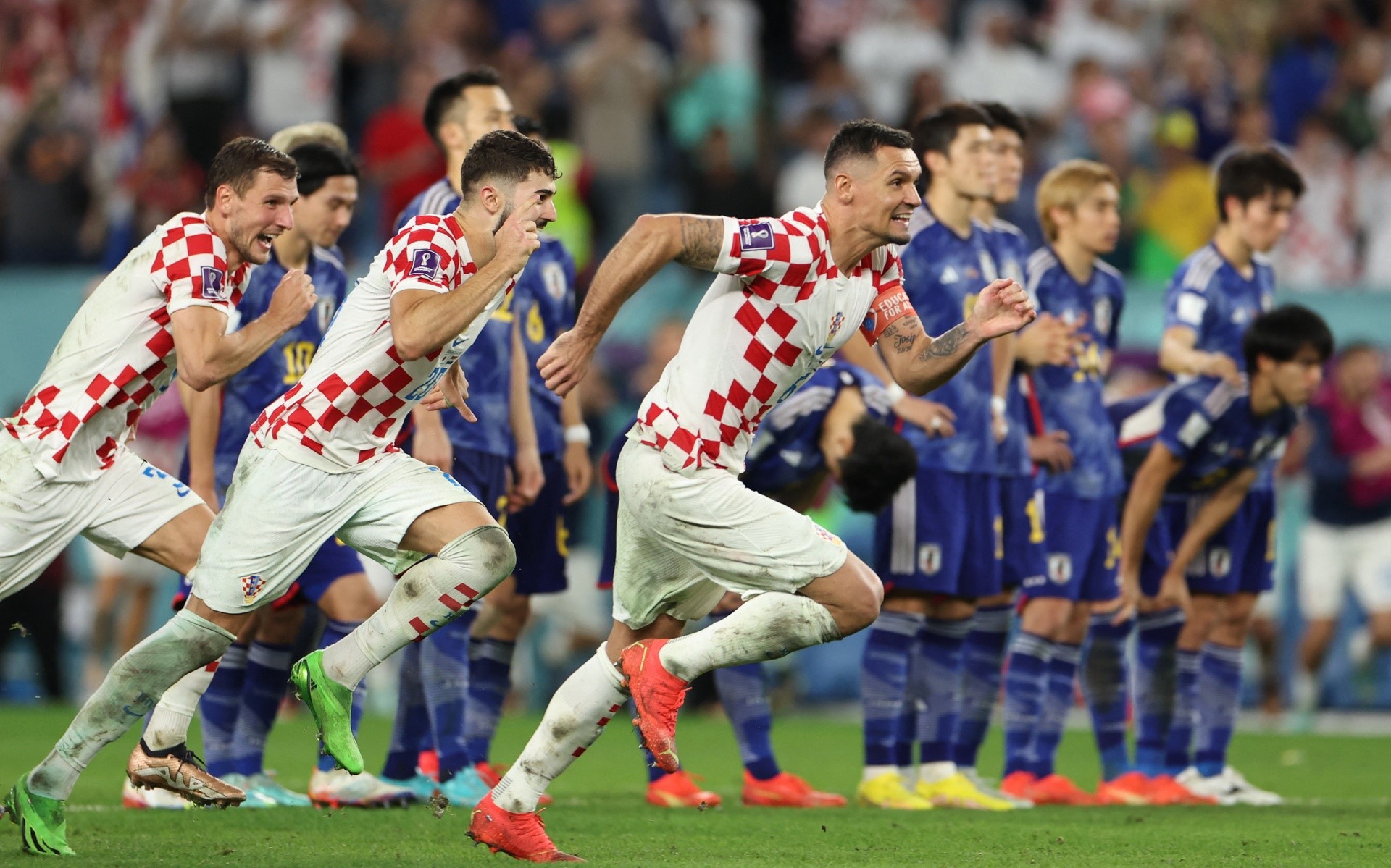 Croatia vào tứ kết World Cup sau loạt luân lưu 11 m