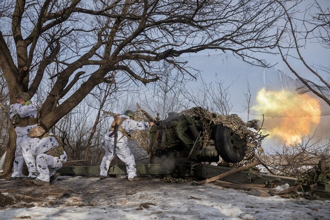 Ukraine phản công trên 5 mặt trận, phá hủy 9 xe tăng Nga trong một ngày