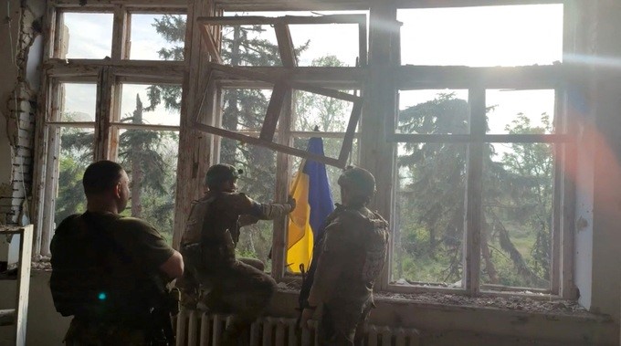 Ukraine phản công dồn dập, công bố thành quả đầu tiên