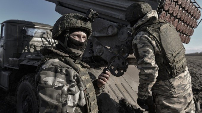 Nga đưa quân tiếp viện tới mặt trận chiến lược, ngăn Ukraine phản công ồ ạt