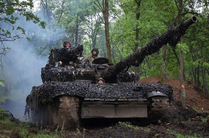 Ukraine tung 150.000 quân, dốc sức vượt phòng tuyến "lửa" của Nga