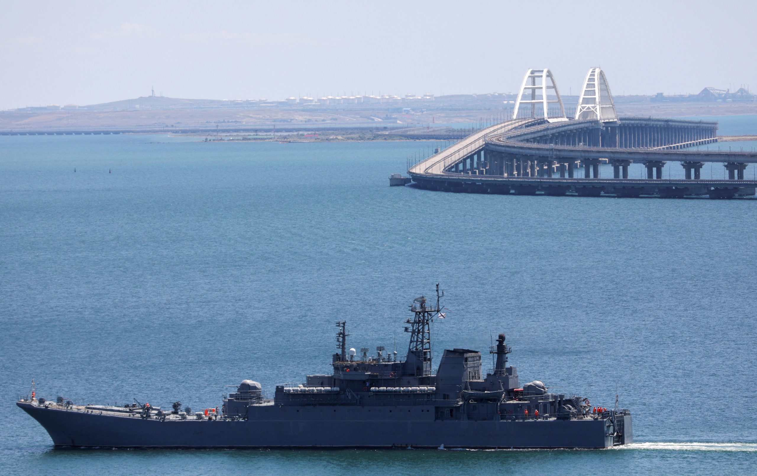 Biển Đen dậy sóng khi Ukraine tấn công vào "trái tim" của hạm đội Nga