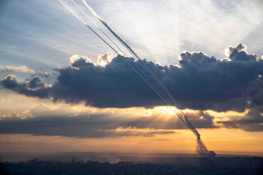 Israel ban bố tình trạng chiến tranh