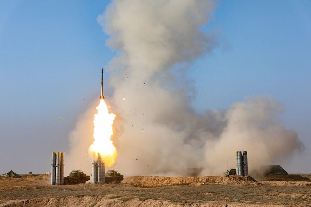 Tên lửa S-400 của Nga tấn công bổ nhào khiến mục tiêu khó thoát