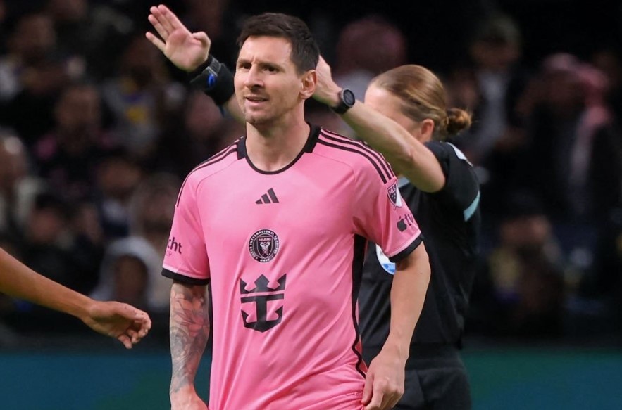 Trung Quốc từ chối cho Argentina sang du đấu sau bê bối của Messi